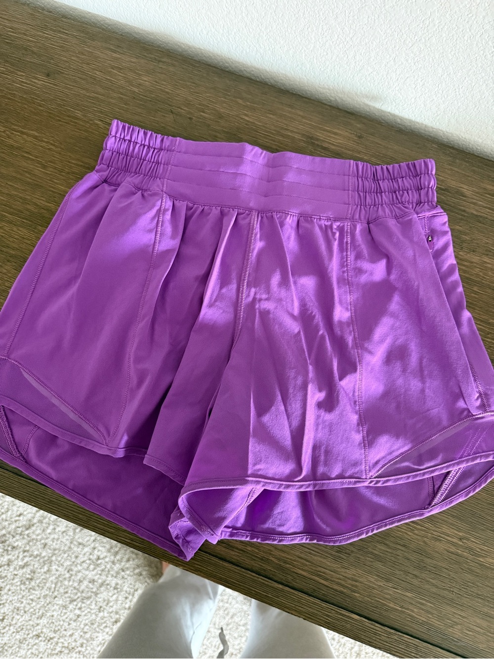 lululemon hotty hot short 4”